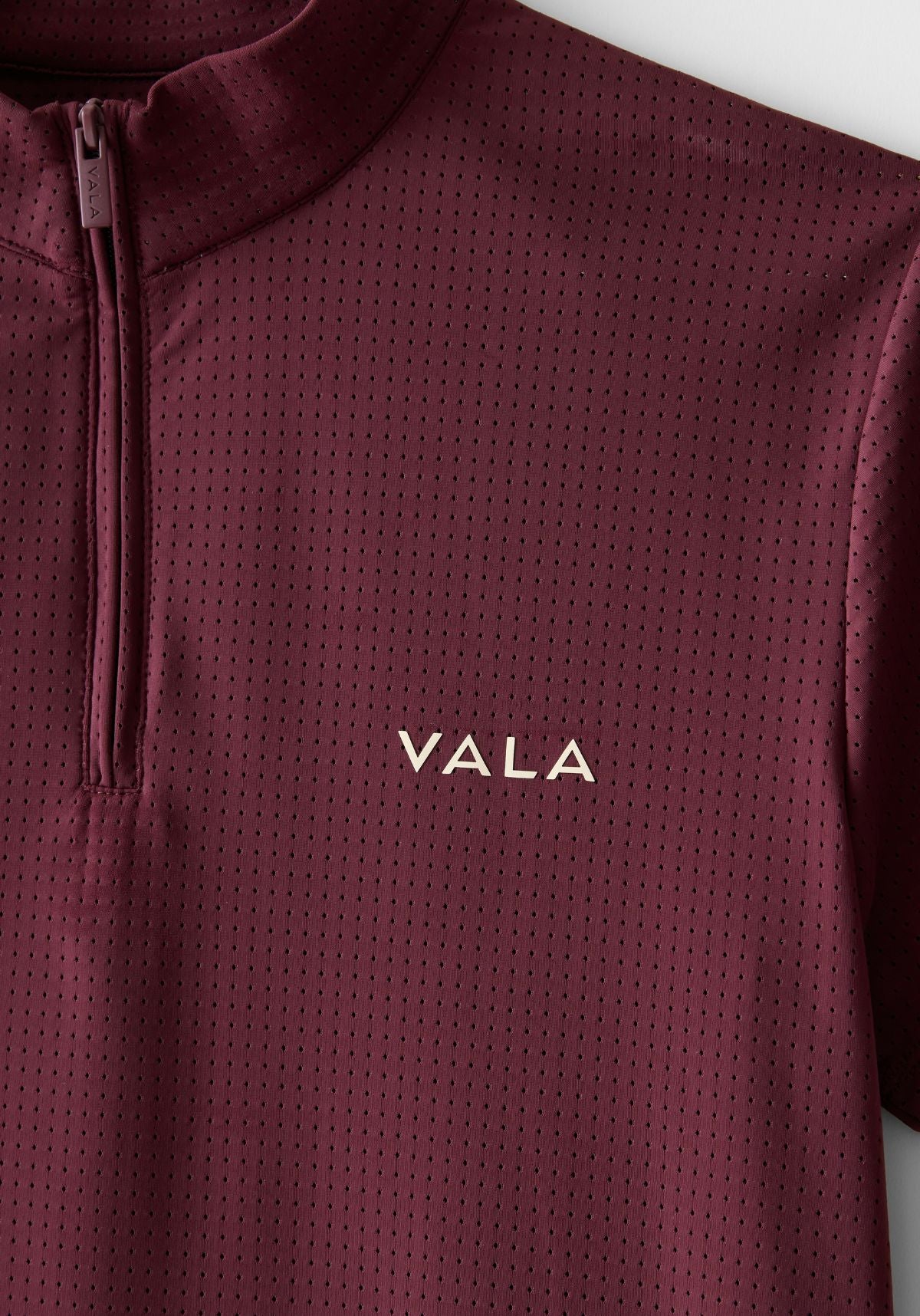 Elsa Mesh S/S Zip - Deep Cherry - Image 3