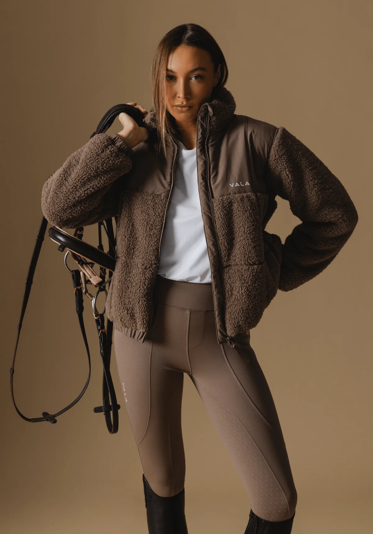 Milla Sherpa Quilted Jacket - Taupe - Image 4