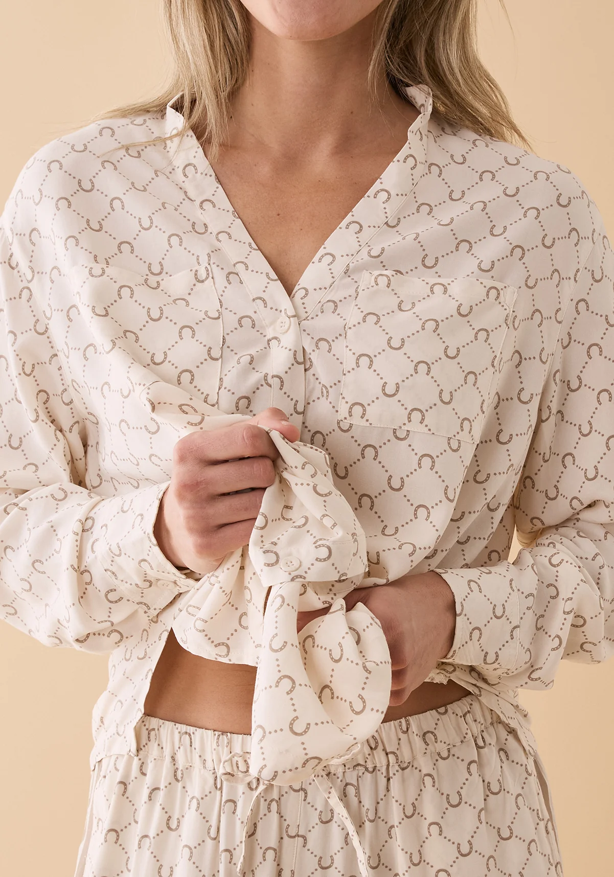 Horseshoe Long Pyjama Set - Cream - Image 6