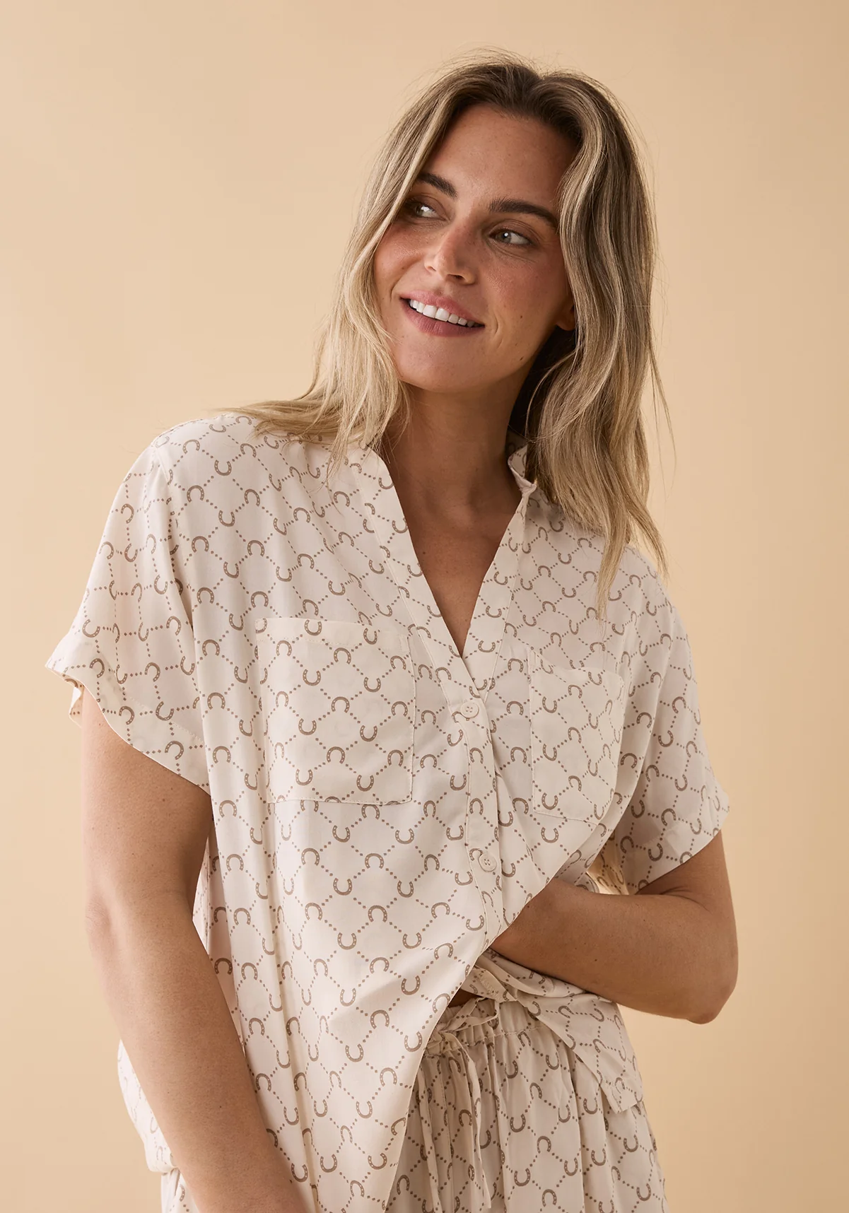 Horseshoe Short Pyjama Set - Cream - Image 6