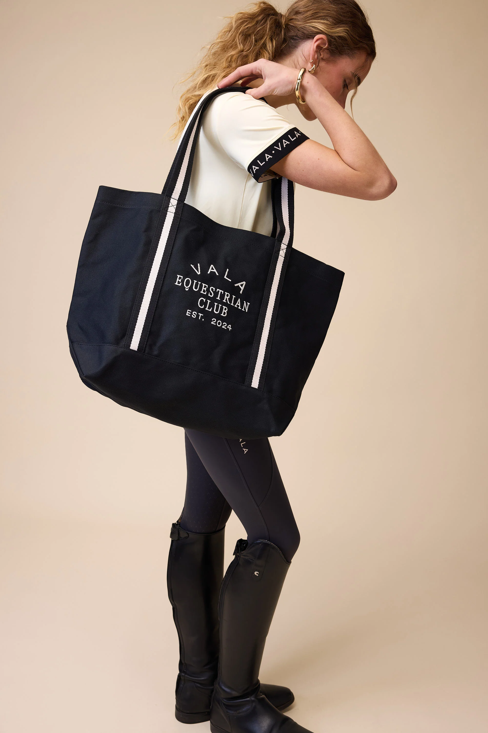 VALA Stable To Street Bag - Image 3