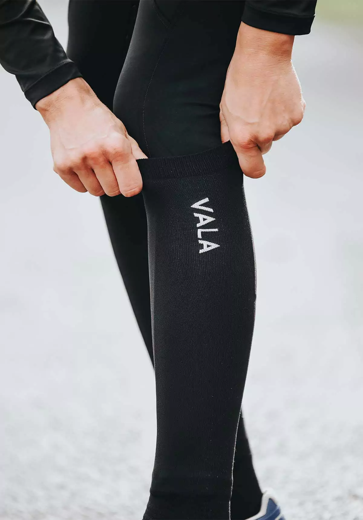 VALA Stride Socks - Black - Image 4
